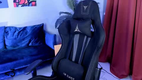 Lexi Wenford NO NUDE GODDESS online show from November 27, 3:53 am