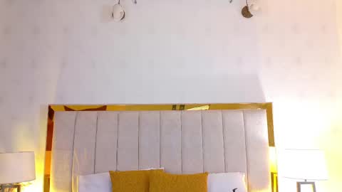 lexxi_gb online show from May 16, 12:46 am