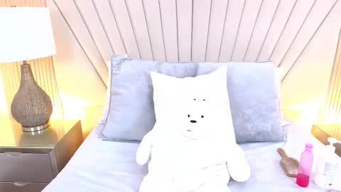 lexxi_gb online show from February 12, 9:38 pm