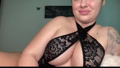Lexyswetty online show from May 15, 1:47 pm