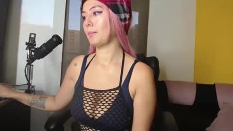 Leydy  online show from April 8, 10:56 pm