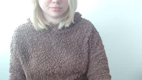 Leyla online show from March 2, 7:15 am