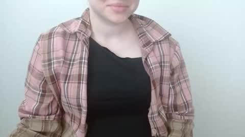 Leyla online show from April 17, 6:26 am