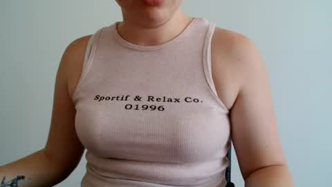 Leyla online show from August 5, 9:48 am