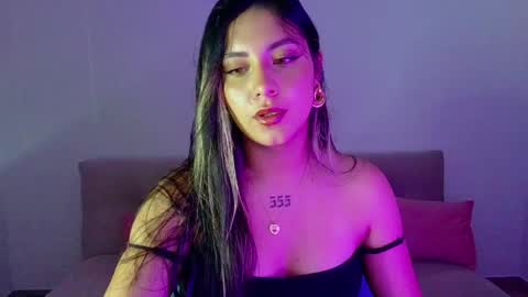 Lia  online show from April 18, 1:08 am