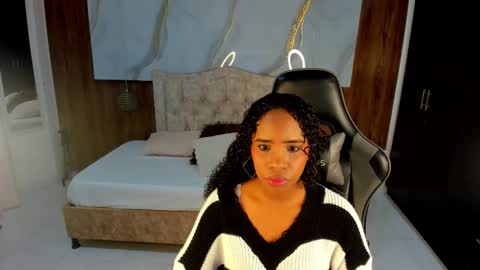 lia_16_ online show from February 19, 10:59 am