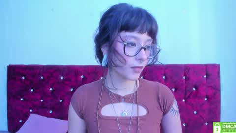 Lia online show from November 17, 1:56 pm