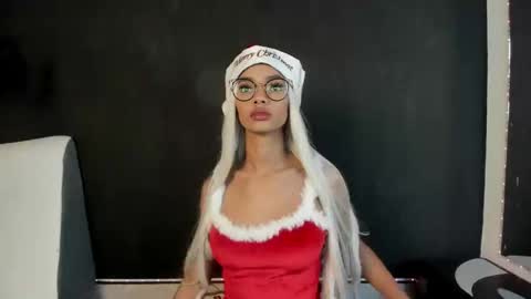 Lia online show from December 28, 5:02 am