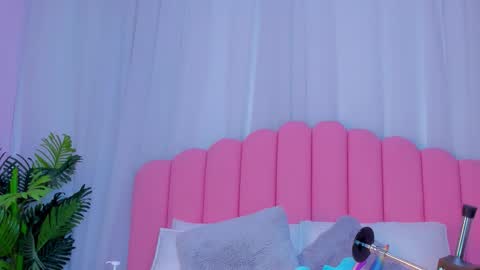 lia_queen18 online show from November 11, 11:18 am