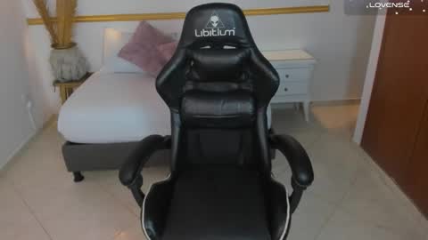 Lia  online show from November 12, 2:31 am