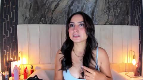 lia_sofiia online show from December 2, 9:11 am