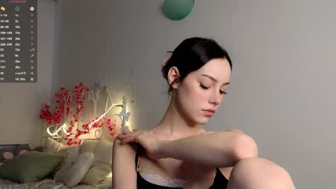 Lia  online show from March 27, 11:00 am