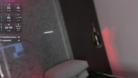 Liah online show from November 21, 8:00 pm