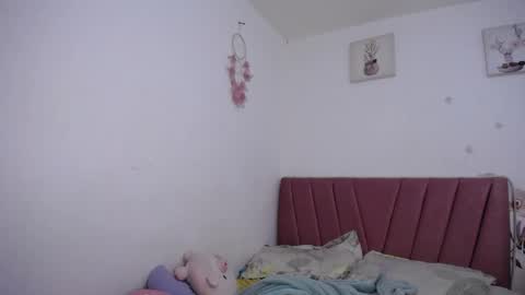 liahdiaz_ online show from June 6, 1:17 pm