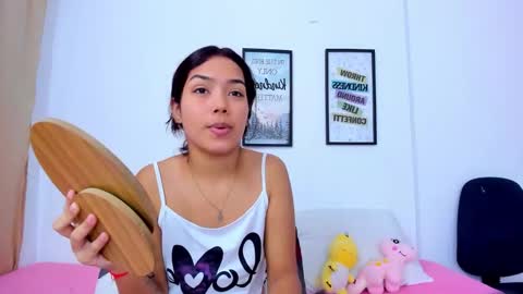 Snapshot of liakiity chatting on October 15, 2:19 pm Lia Kitty online show from October 15, 2:19 pm