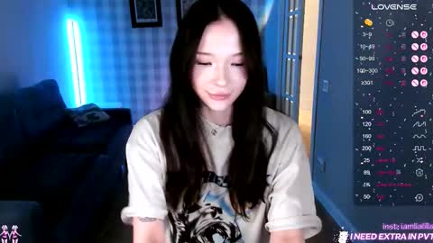 lialilia online show from November 24, 11:34 am