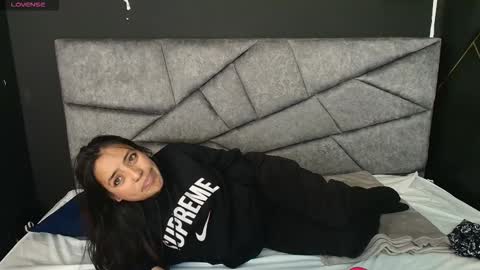 L I A M O N R O E online show from October 23, 12:55 pm