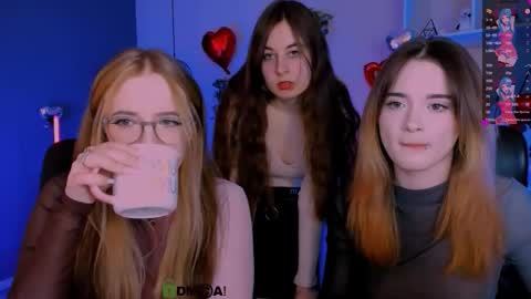 Little Liana  online show from February 21, 8:31 pm