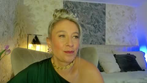 Lian online show from November 25, 7:36 pm