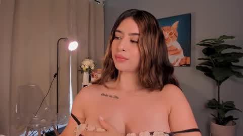 Lia online show from February 24, 2:27 pm