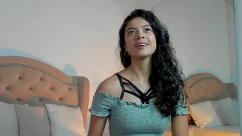 liarave online show from April 13, 9:15 pm