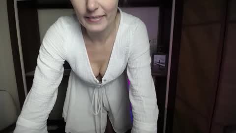 Lia online show from February 9, 3:03 pm