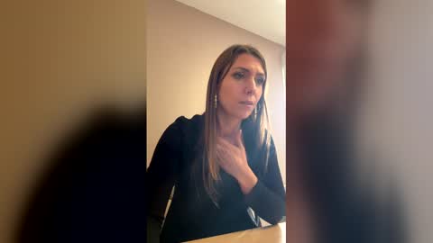 Lib ertine32 online show from March 9, 11:24 am