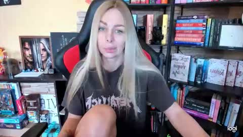 Anna online show from April 18, 9:34 am