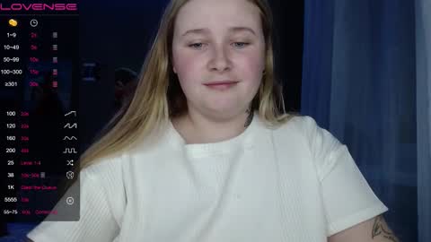 light_lunaa online show from November 2, 2:20 pm