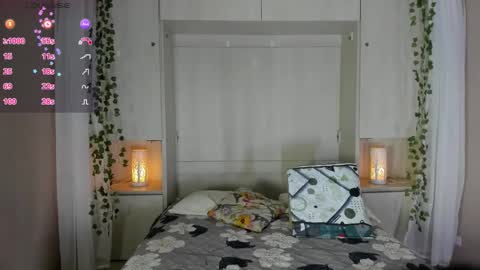         online show from November 24, 11:45 am