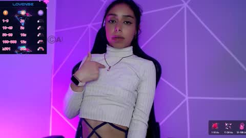 Snapshot of liilylouise chatting on October 25, 12:18 am Liliana online show from October 25, 12:18 am