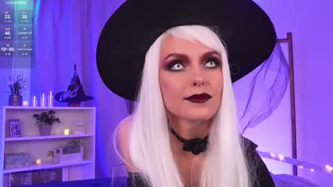 LILIAN use my lovense toy and give me plesure online show from October 31, 4:44 pm