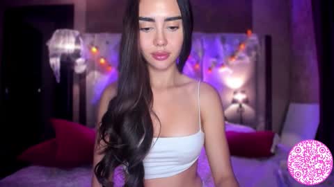 Gabriela online show from October 23, 7:20 pm