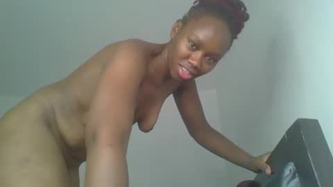 lil_meg online show from February 14, 11:34 am