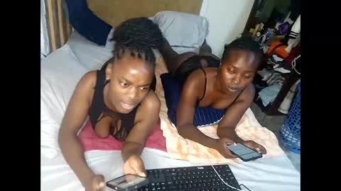 lil_wamboi online show from February 11, 7:04 pm