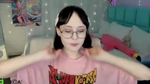 Lili online show from June 30, 11:20 am