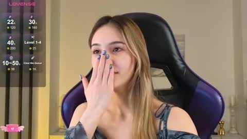 Hi im Yuki online show from November 15, 1:23 pm