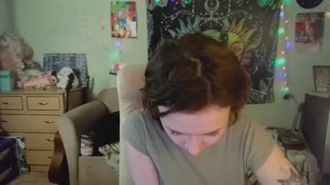 Lil online show from October 1, 2:22 pm