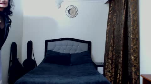 lili_clan online show from September 13, 1:46 am