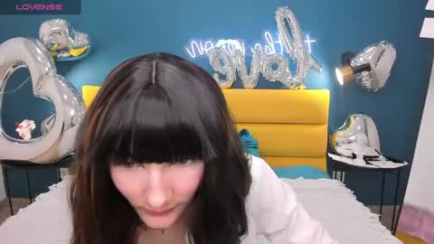 Lilli  follow me kiss online show from February 11, 2:14 am