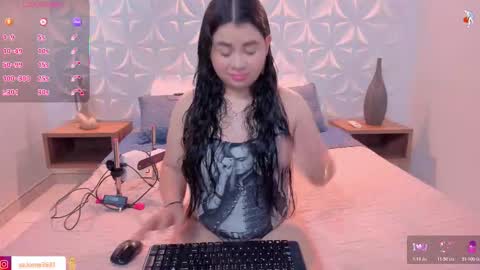 SALOME online show from November 29, 3:10 am