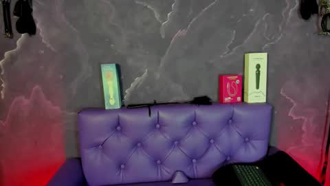 Lili  online show from October 24, 7:21 pm