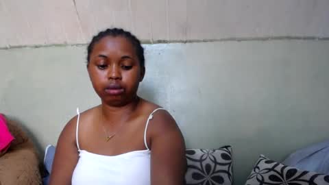 liliah online show from June 12, 9:39 am