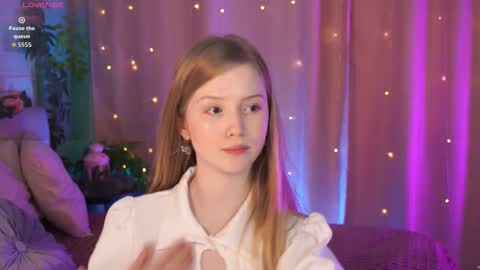 Lilian online show from December 20, 12:42 pm