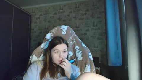 liliawoolf online show from April 13, 1:45 pm