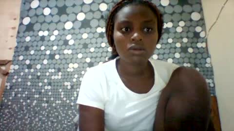 liligal online show from June 18, 6:59 am