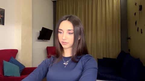 Lina online show from February 6, 10:35 pm