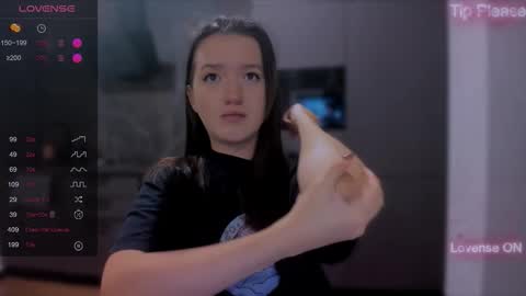 Snapshot of lililaluna chatting on September 29, 8:14 pm             ...  online show from September 29, 8:14 pm