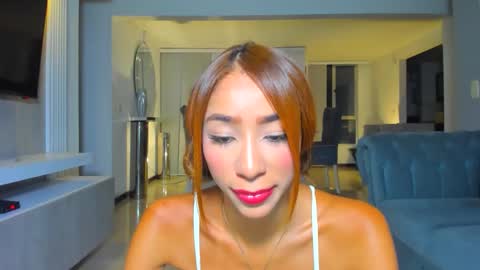 Lili  online show from March 6, 4:29 am