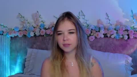 Lilith Bonheur online show from March 18, 8:14 pm